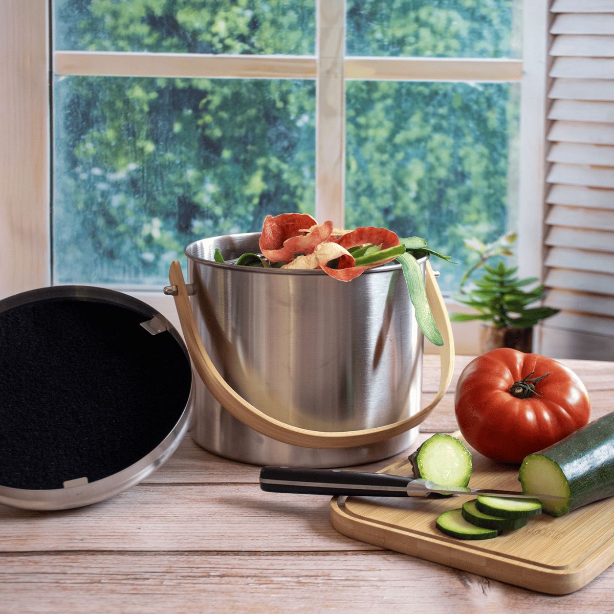 Kompostspand i rustfrit stål med lugtfilter 3,5 L