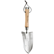 Load image into Gallery viewer, Kent &amp; Stowe - &quot;The Capability Trowel&quot; Håndskovl - 32cm Kent &amp; Stowe 
