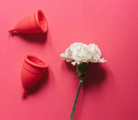 Menstruationskop vs. tampon – hvad passer bedst til dig?