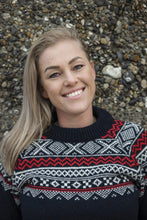 Load image into Gallery viewer, Norsk sweater Ikon fra Norwool af 100% ren uld - Navy

