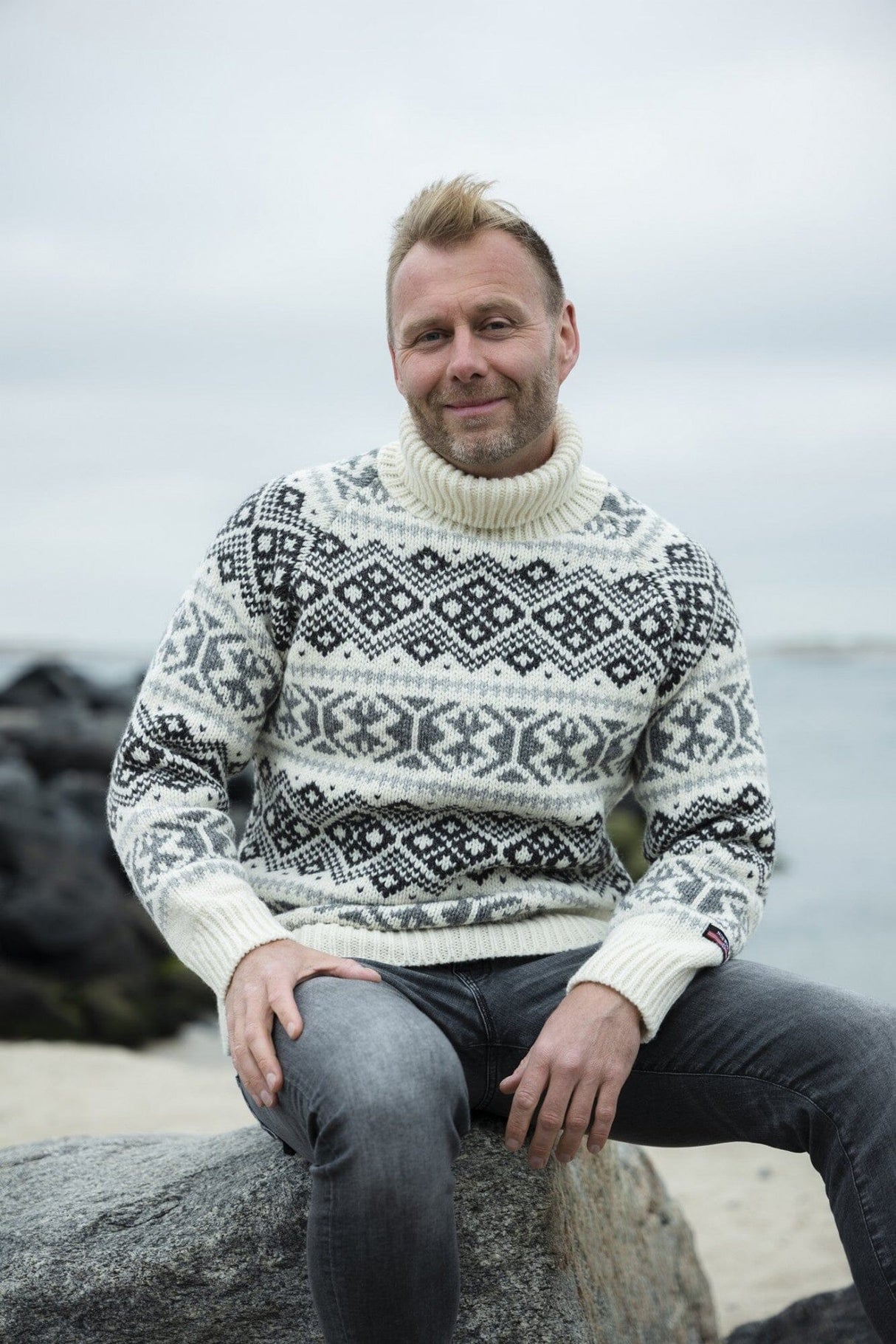 Islænder sweater af 100% ren uld - Hvid/Grå