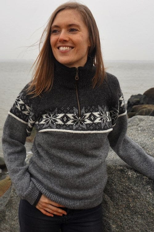 Klassisk Norsk striktrøje i 100% uld med raglanærmer