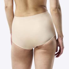 Load image into Gallery viewer, Wuka Menstruationstrusse Stretch Seamless High Waist - Nude Heavy Flow
