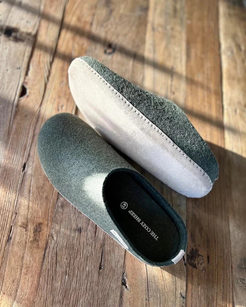 The Cozy Sheep Tøffel med skindsål – The Forrest Green
