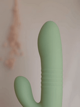 Load image into Gallery viewer, Yarrow Vibrerende Dildo
