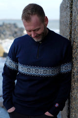 Norsk sweater af 100% fine merinould kamgarn - Navy