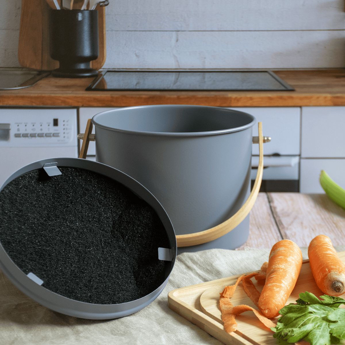 Kompostspand i rustfrit stål med lugtfilter 3,5 L – Ocean